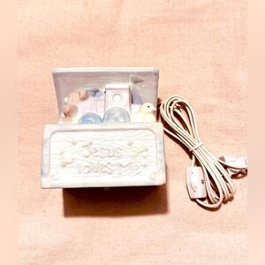 Enesco | Decor | Jesus Loves Me Toy Chest Light Up Figurine